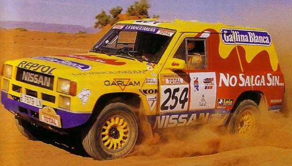 AD85 Nissan Patrol Proto Gallina Blanca Vila Dakar 96 artecno decals